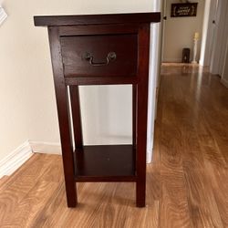 Accent Table