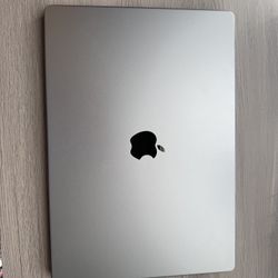 16” Macbook Pro 32GB RAM, 1TB SSD, w/ Apple Care +