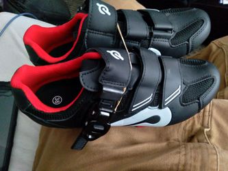 !! New Peloton Cycling Shoes !!