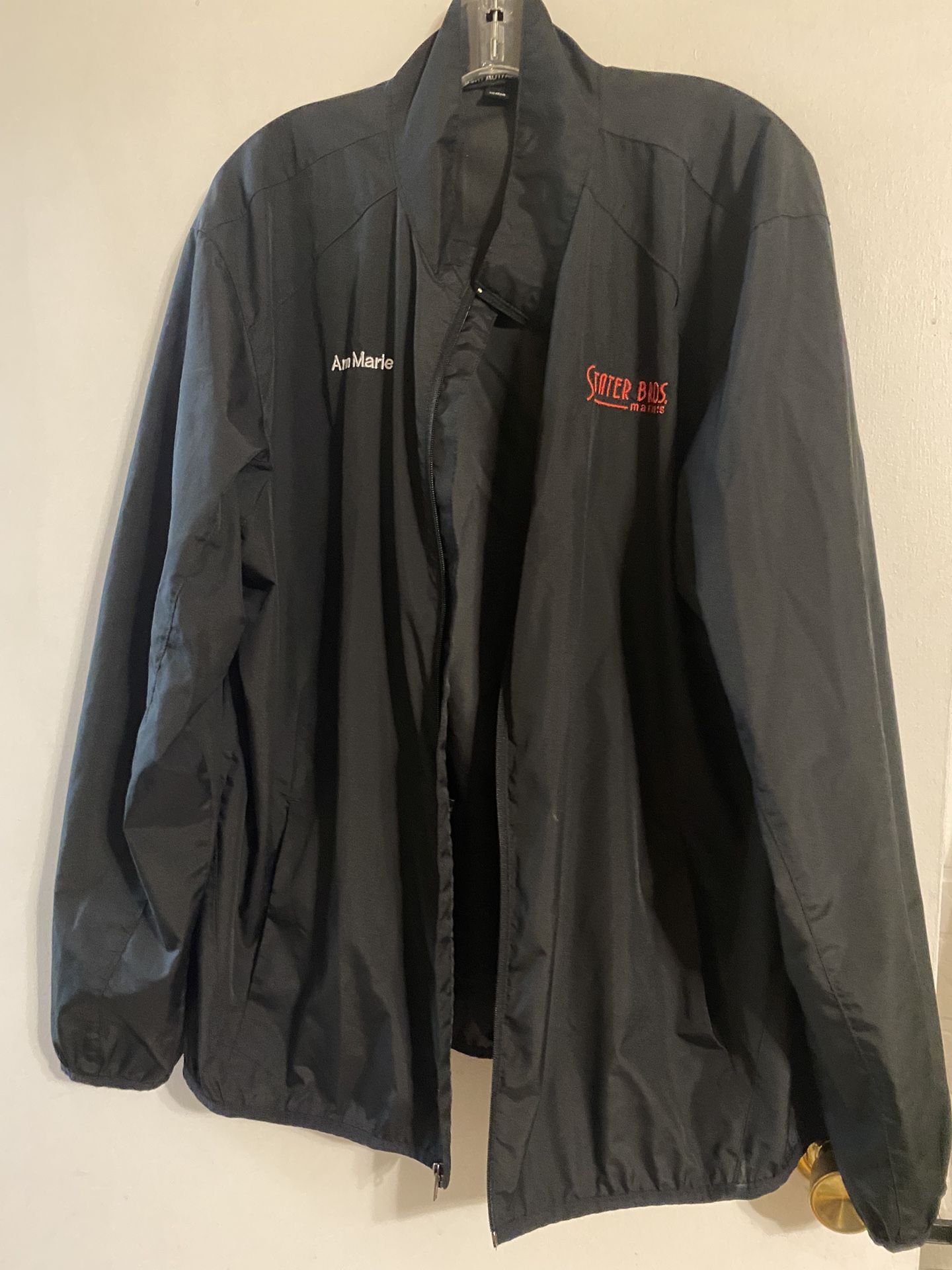 1050 Preowned Stater Bros “Ann Marie” Unisex Windbreaker Size XL. $30.00