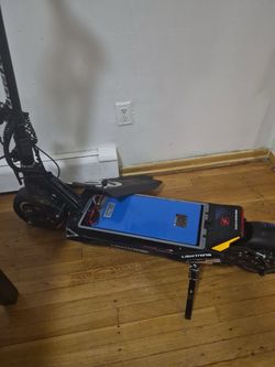 Lightning mini motor electric scooter