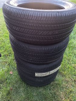 New set of 245/50/17 Bridgestone Turenza tires