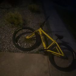 big flyer (looking to trade for another bike) price is negotiable