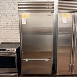 36” Subzero Built in Refrigerator 