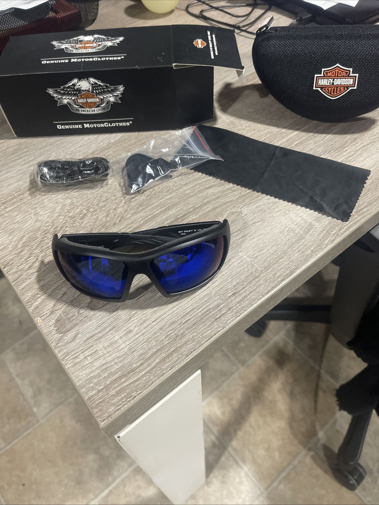 HarleyDavison Wiley X Tide sunglasses with matte black frame/blue mirror lenses