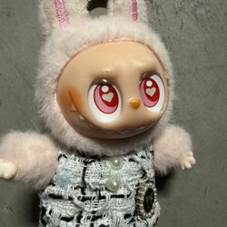 Pop Mart -LABUBU ‘ The MONSTERS’ -pink collectible plush