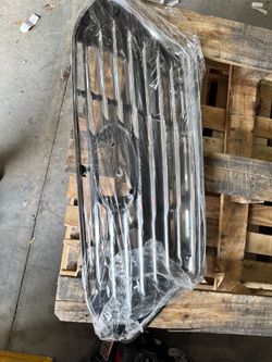 2018 Hyundai Sonata Front Grille OEM Style Black/Chrome – New