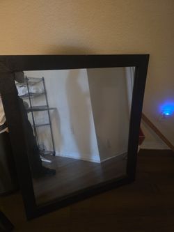 Dresser attached mirror