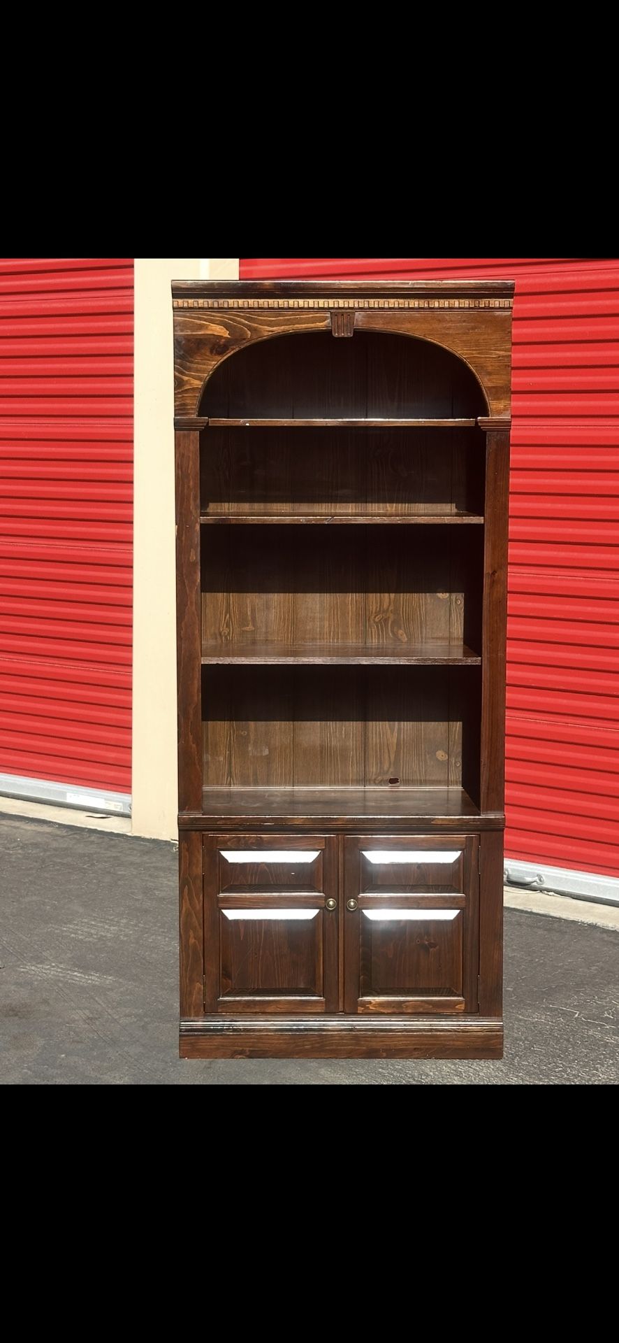 Ethan Allen Bookshelves 