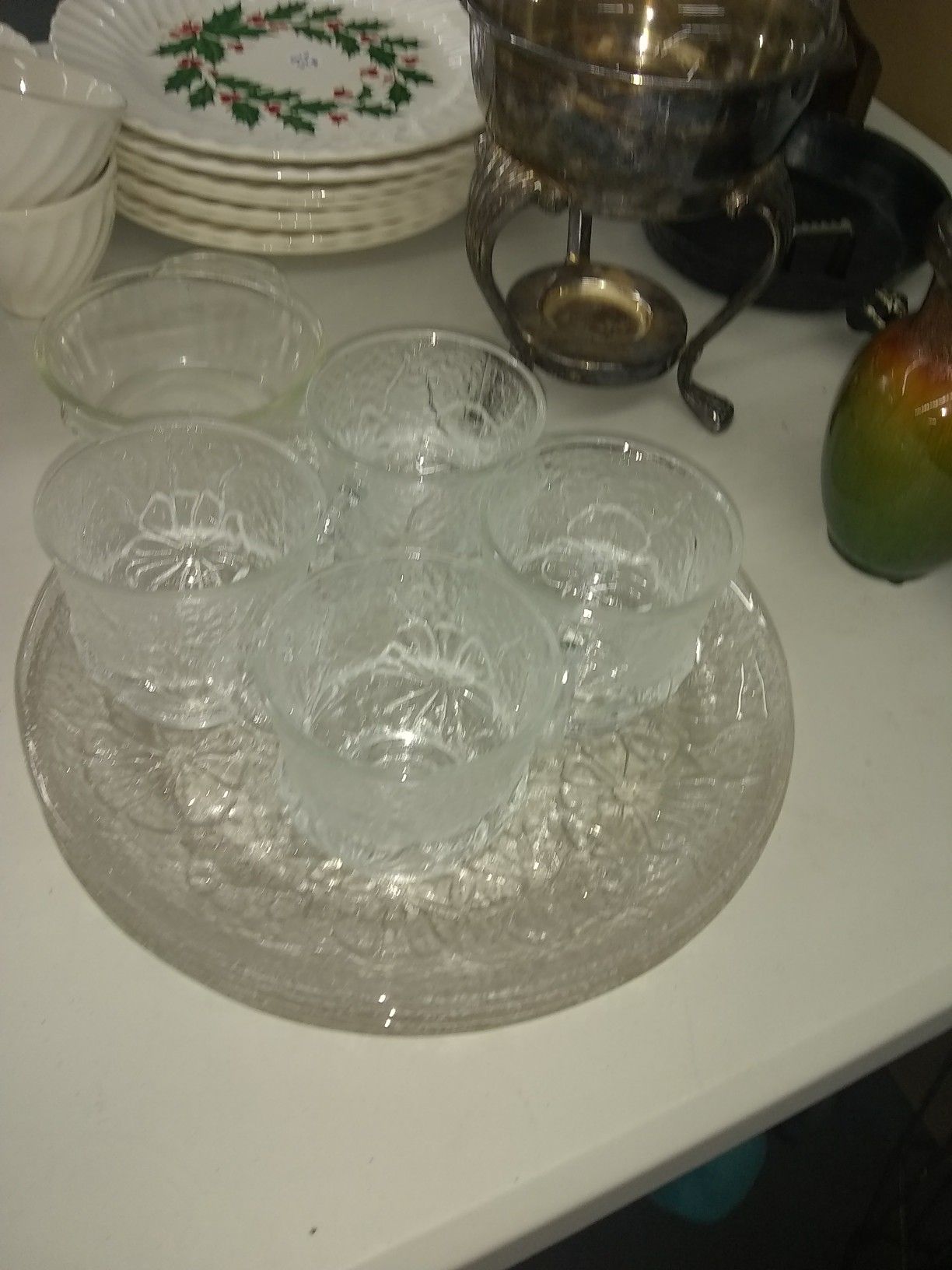 Vintage Snack Set - Flower Design - Glass Plate with Cup - Set of 4