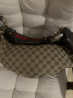 Gucci Canvas Hobo. Authentic With  The Nnumber