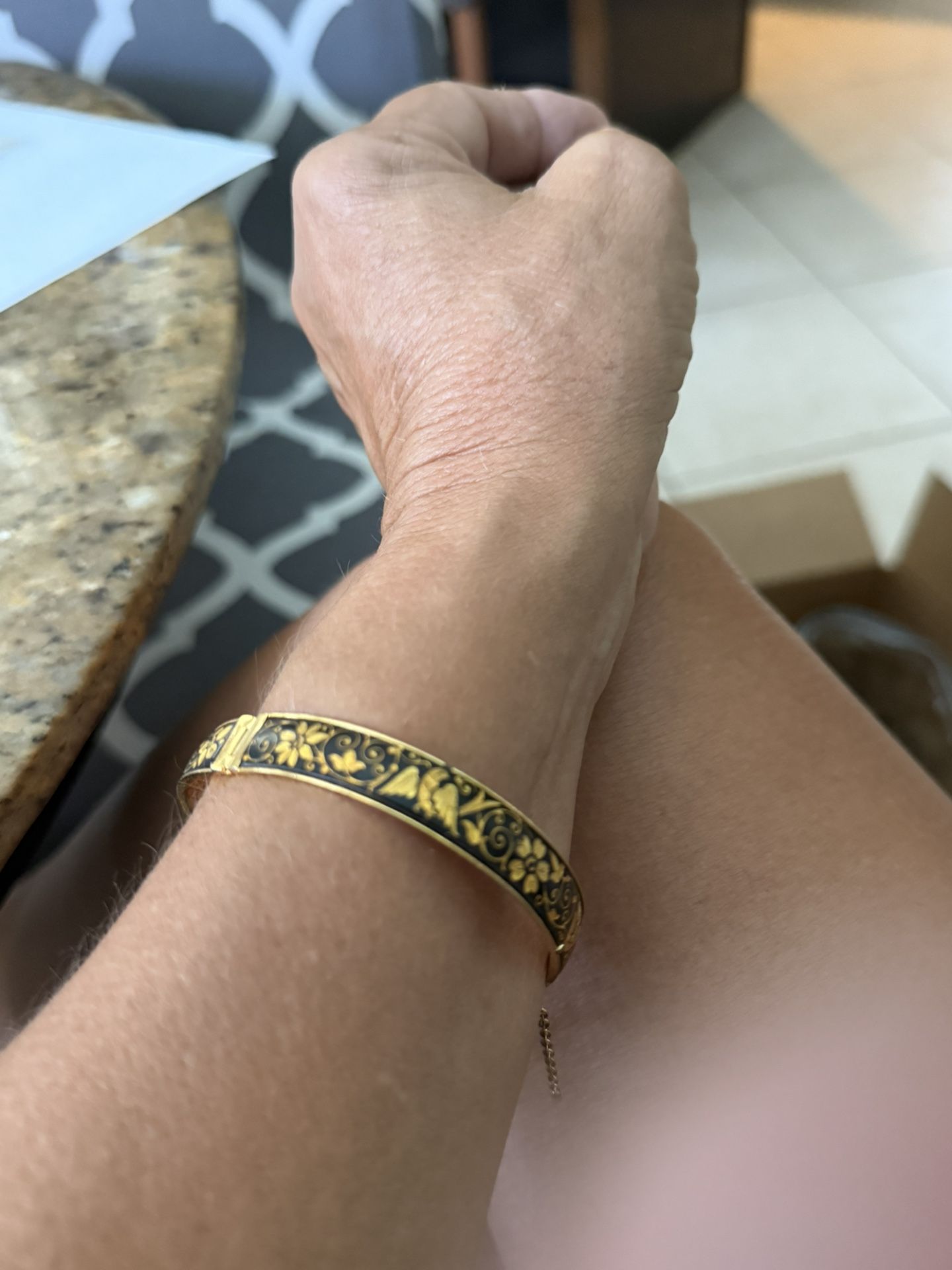 Beautiful dove bracelet