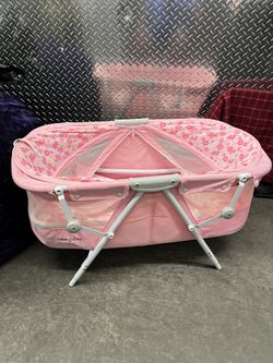 Baby Bassinet / Bath