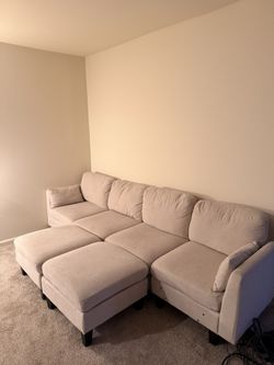 4 SEATER MODULAR SECTIONAL