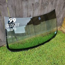 2016 Ram 1500 Windshield And Rear Glass