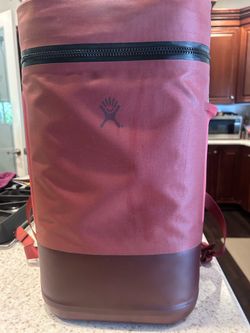 Hydro Flask Unbound Soft Cooler Pack 15L Black Waterproof Backpack Cooler