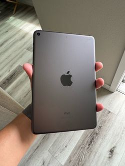 Apple iPad Mini 5th Gen – 64GB – Space Gray – Excellent Condition