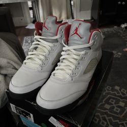 Jordan 5 Fire Red Silver Tab Size 10
