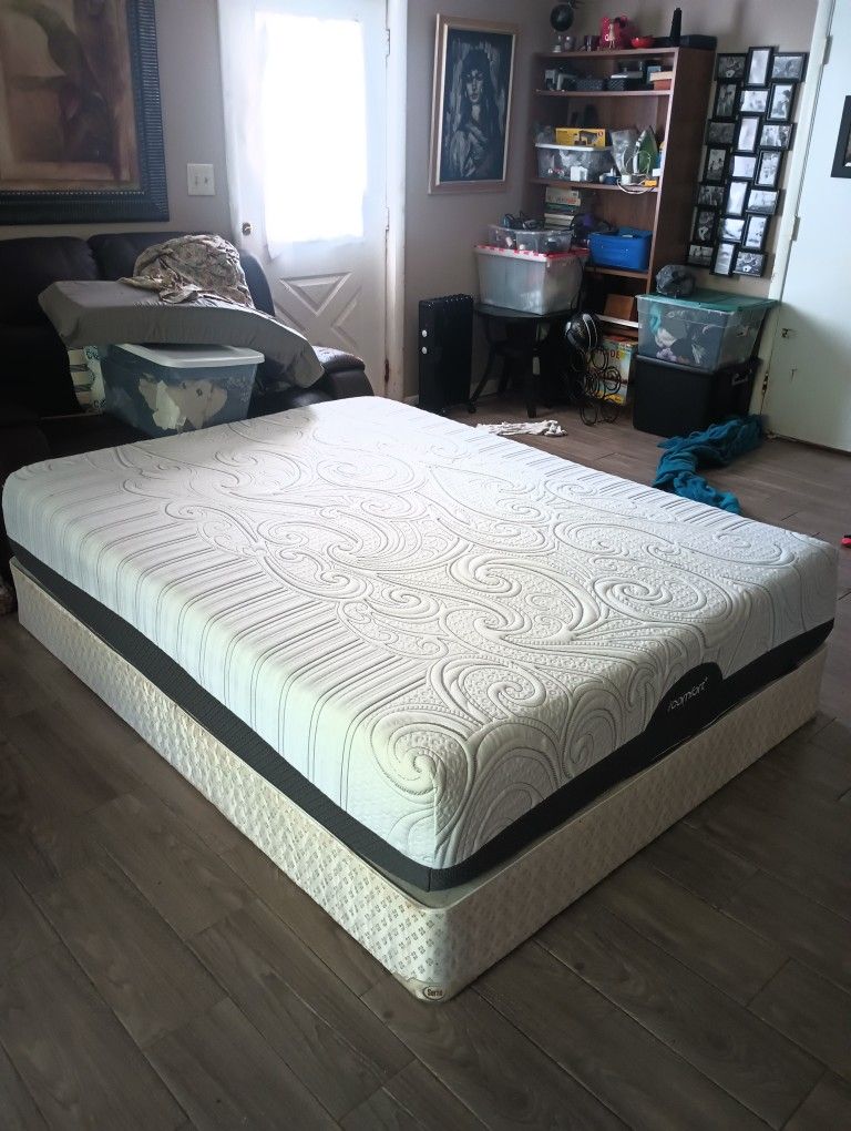 Queen mattress