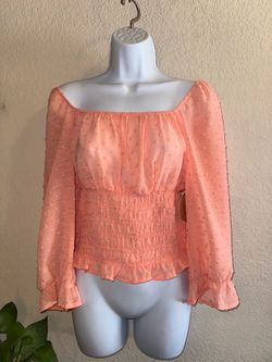 NWT off the shoulders blouse