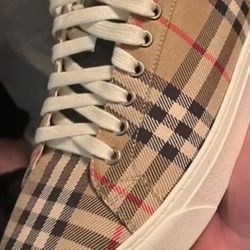 Burberry Shoes New In Box
