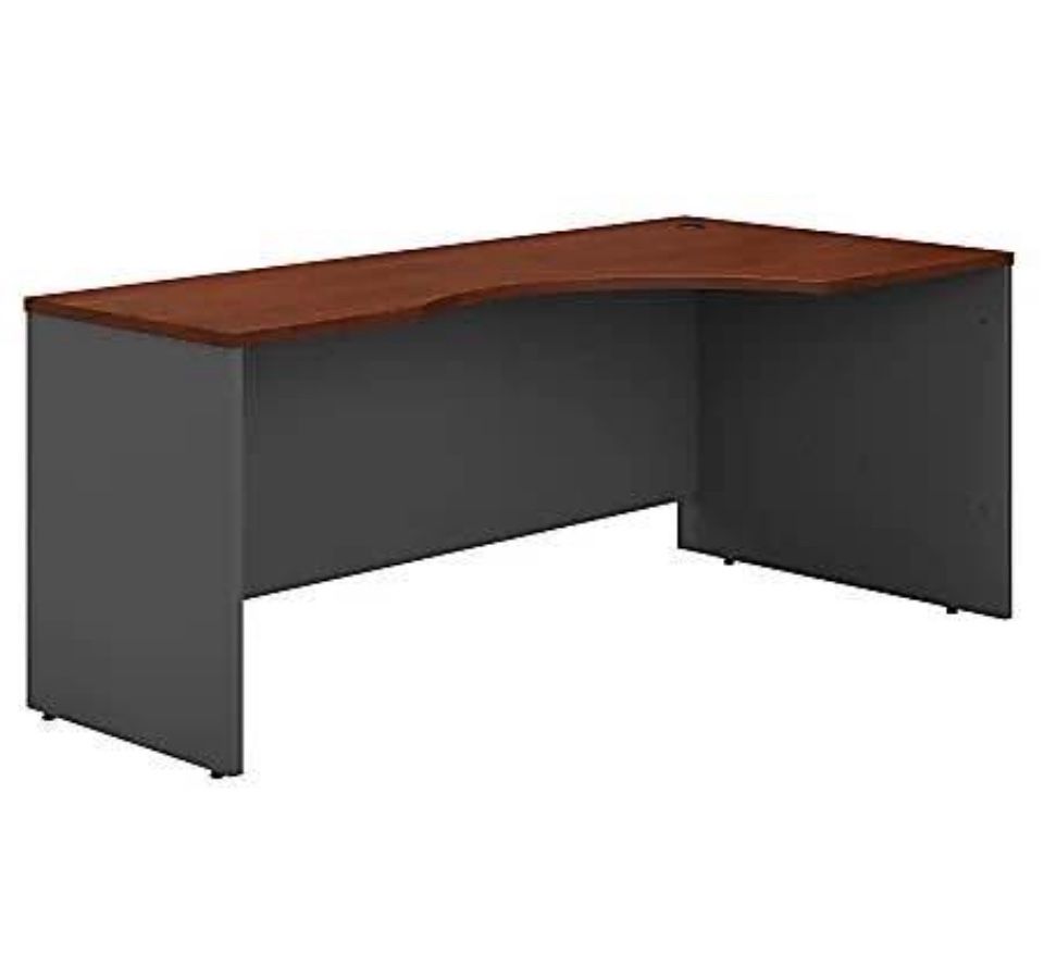 72” Right Handed Corner Desk