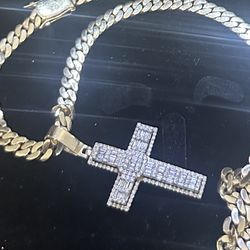 10k Diamond Gold Cross Pendant