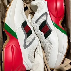 Gucci Shoes 