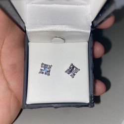 SLVR Earings diamondsart cubic zirconia