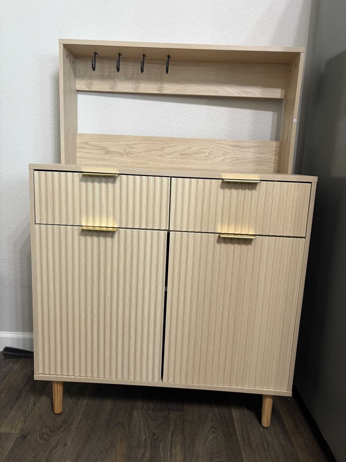 Kitchen Cabinet/ Storage