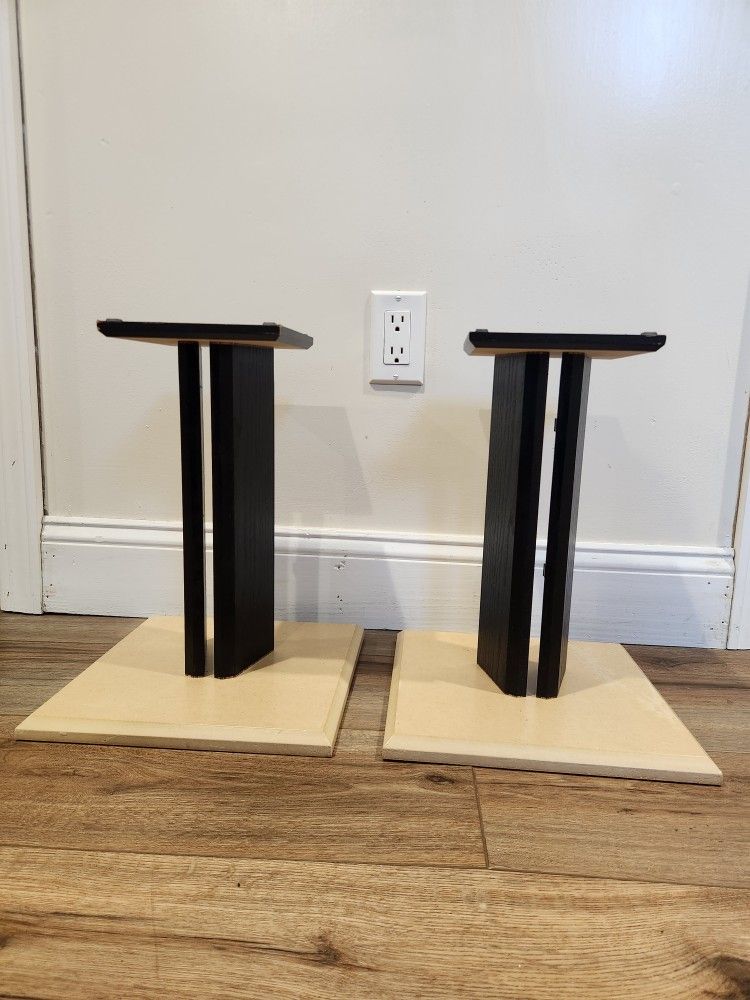 (2) Pair of Speaker Stands