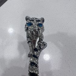 Crystal covered tiger bracelet