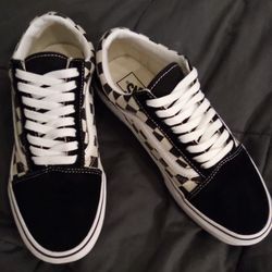 Old School Blk/White Checker Vans