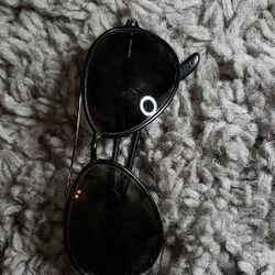 TOM FORD SUNGLASES