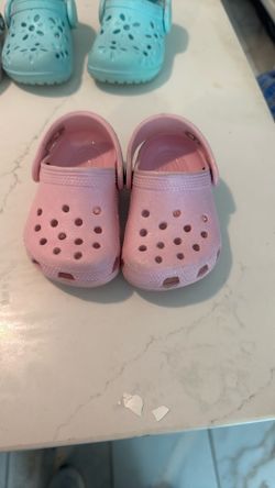 Crocs Size 3