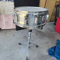 Snare Drum With Stand