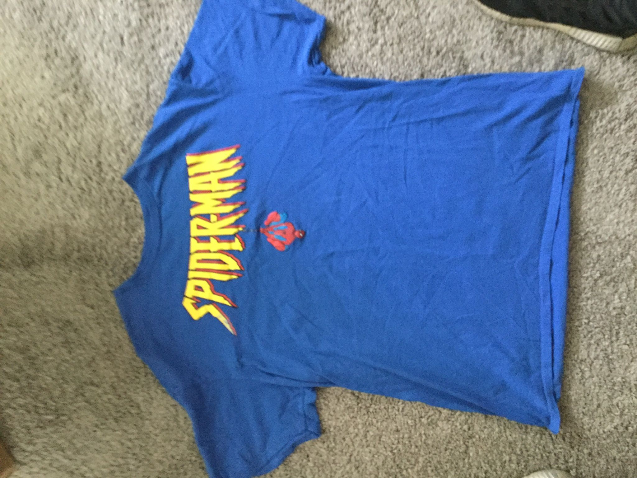 Spiderman size medium vintage shirt 30$ OBO