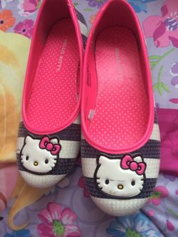 Little girl hello kitty flats size 1