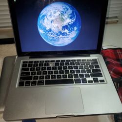 Apple Macbook 15" 2008