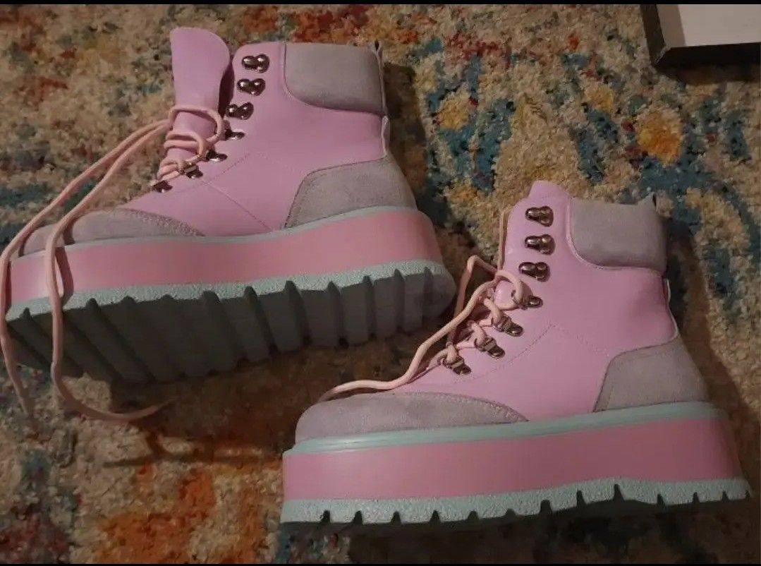 Platform Pastel Boots