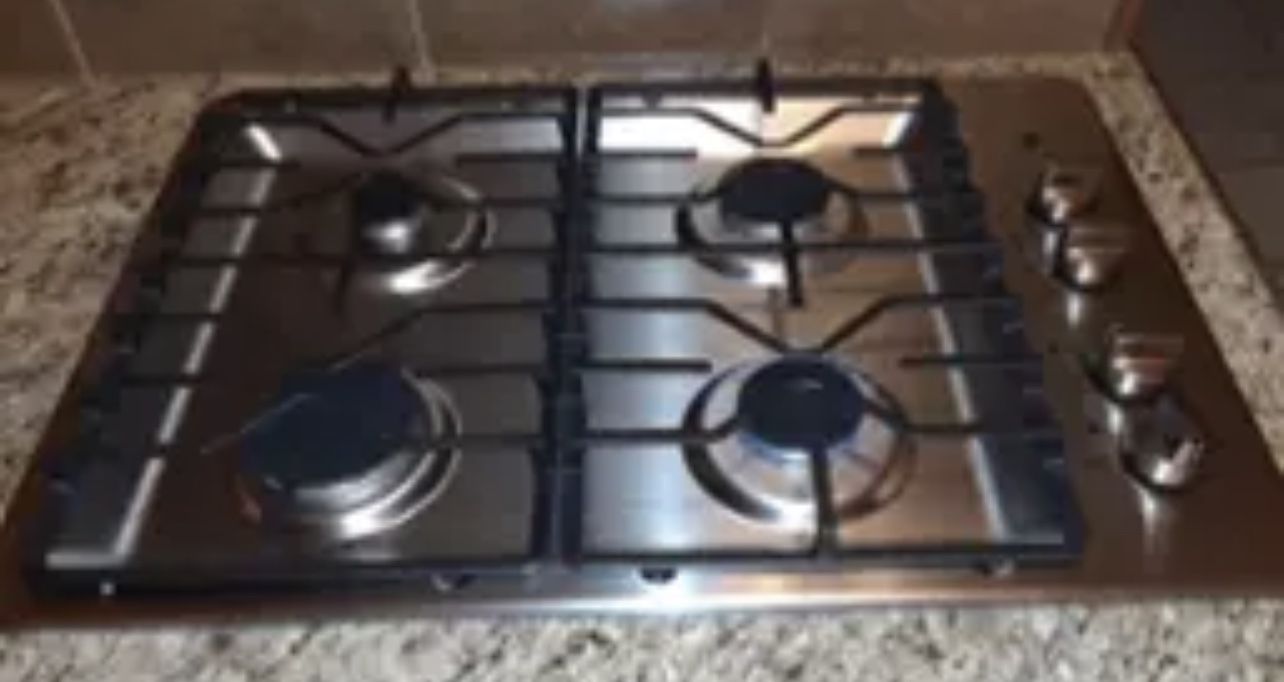 GE 30” 4-Burner Cooktop