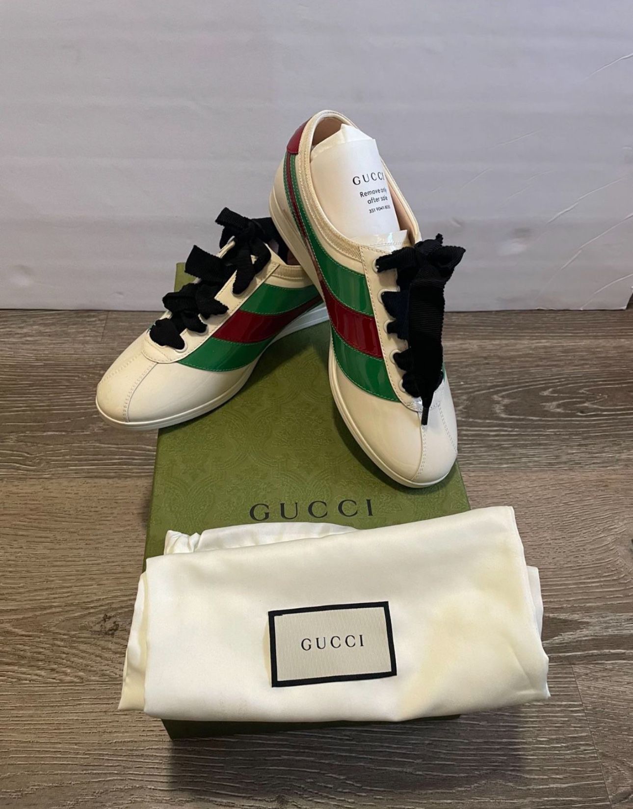 Gucci Women's Falacer Leather Low Top Lace Up Bowler Sneakers