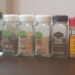 Spices And Seasonings  - 21 Bottles 