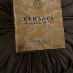 Versace Yellow Diamond 