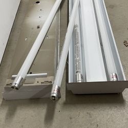 Shop lights 4 Ft