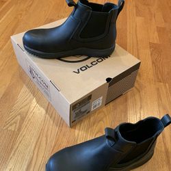 Volcom EMS Boots - Brand New Size 10.5 Wide