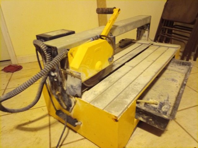 Tile Saw