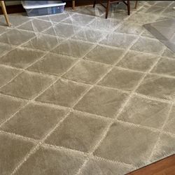8x10 Ft Area Rug, Beige Tan With White Diamond Pattern 