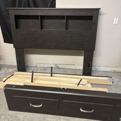 Queen Bed
