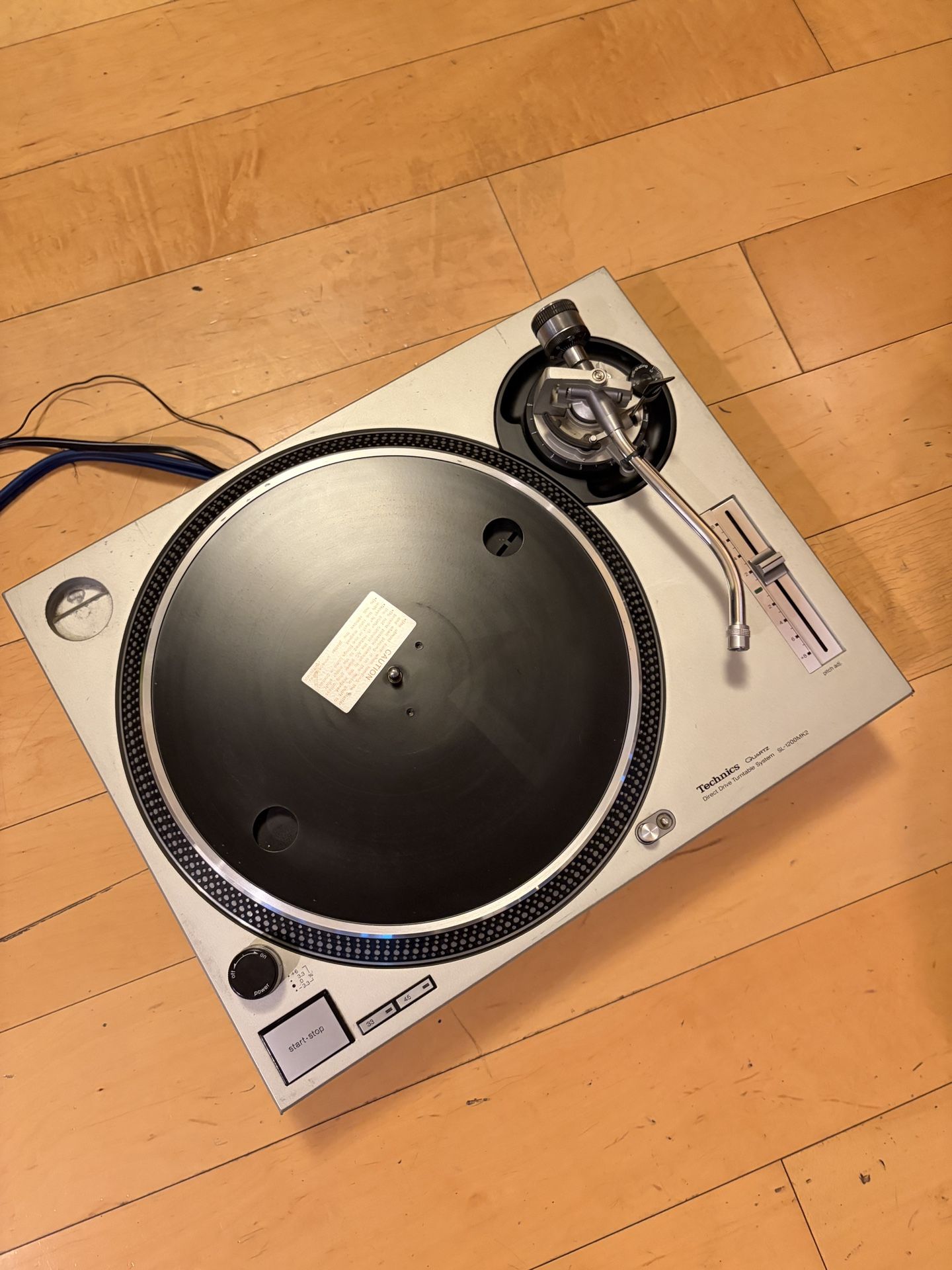 Technic SL-1200MK2 Turntable